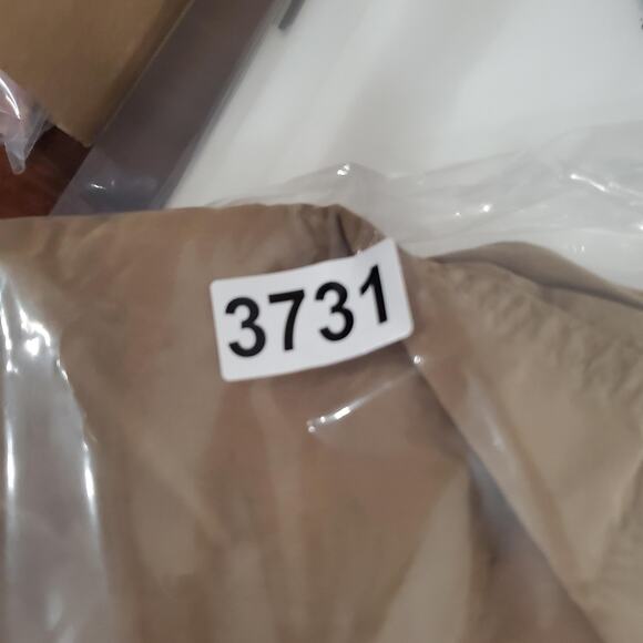 L.L.Bean Shorts Mens Medium Khaki Bellows Pocket Elastic Waist Cargo Hiking Y2K - Picture 8 of 8